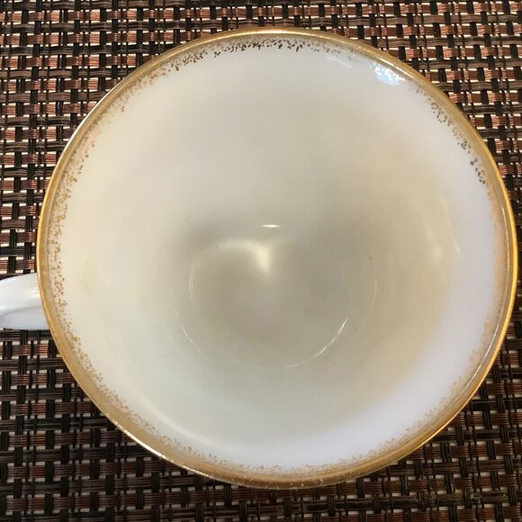 Fire King Swirl Milk Glass Cups White Gold Rim Teacups Vintage Oven Ware Set 2 - Picture 4 of 7